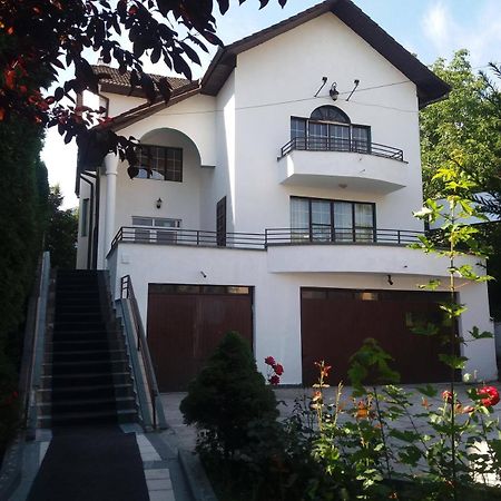 Отель Casa Anima Клуж-Напока Экстерьер фото